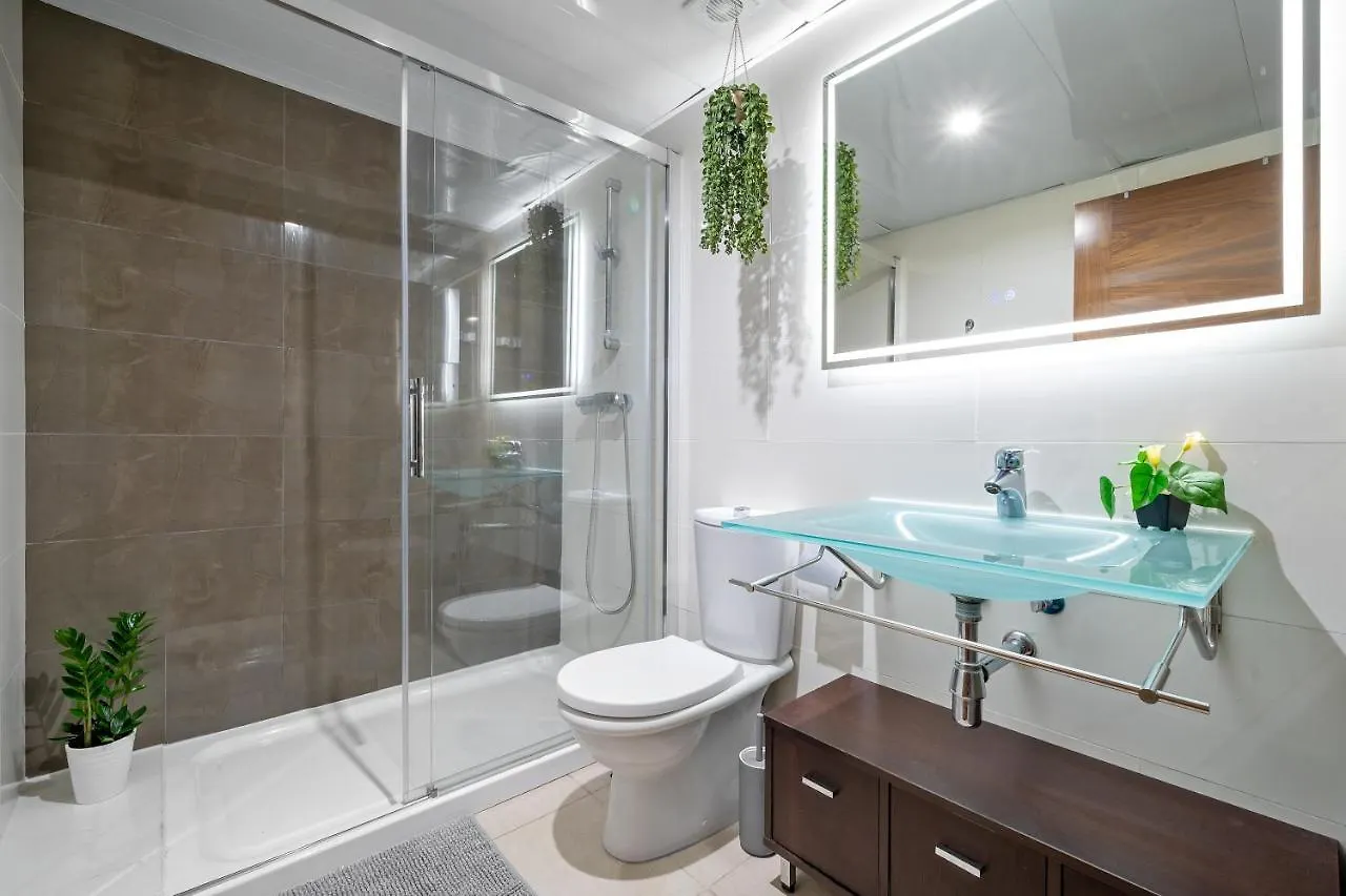 Hauzify I Apartaments Panoramic Miami Playa